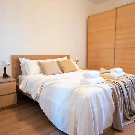 Apartment I Host - Sant'agostino 7
