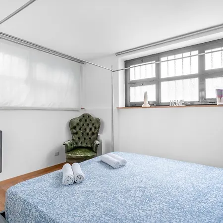Apartment Pom10 -loreto - Duomo- 5 Minutes From The Duomo *