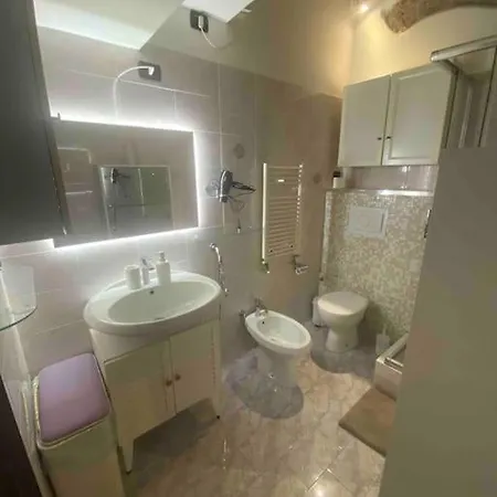 Bilocale Romantico Navigli * Milánó