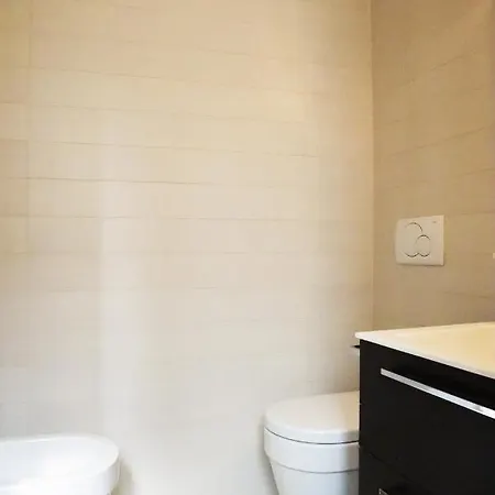 Repubblica Elegant House شقة ميلان