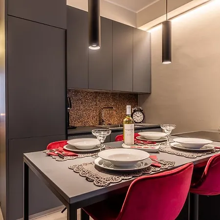 Duomo A 2 Fermate - Tiny In Pta Venezia Апартаменты