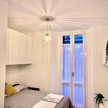 Apartament Casa Blanca Porta Venezia Mediolan