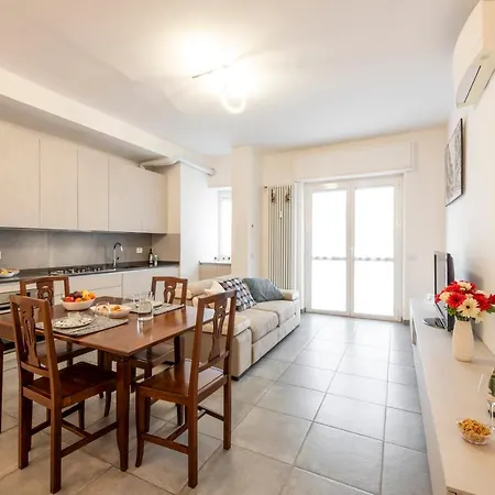 Washington, 83 - Luminoso E *