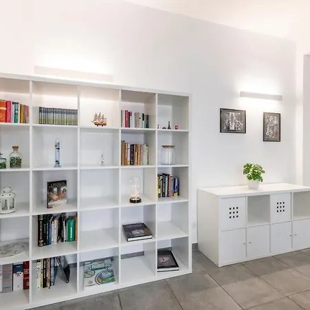 Washington, 83 - Luminoso E Milano