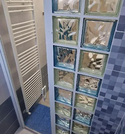 Апартаменты Shepherd's House *