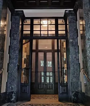 Monolocale Intimo Con Terrazzino Apartamento Milão