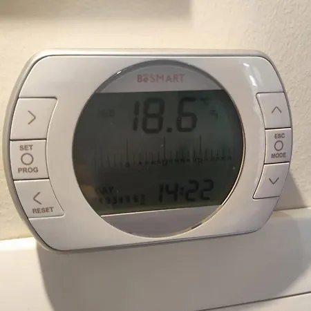 Apartamento Monolocale Intimo Con Terrazzino