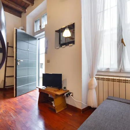 Apartment Navigli - Centro Vintage Apt - Free Wifi & Relax *