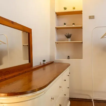 Apartment Navigli - Centro Vintage Apt - Free Wifi & Relax *