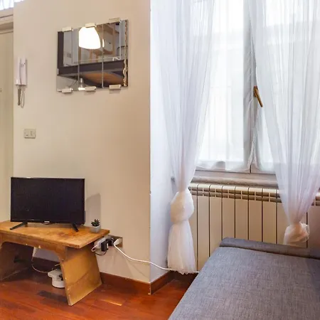 Apartment Navigli - Centro Vintage Apt - Free Wifi & Relax Milan