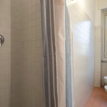 Apartment Ihost Flat - Sestini 11 *