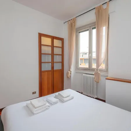 Ihost Flat - Sestini 11 *