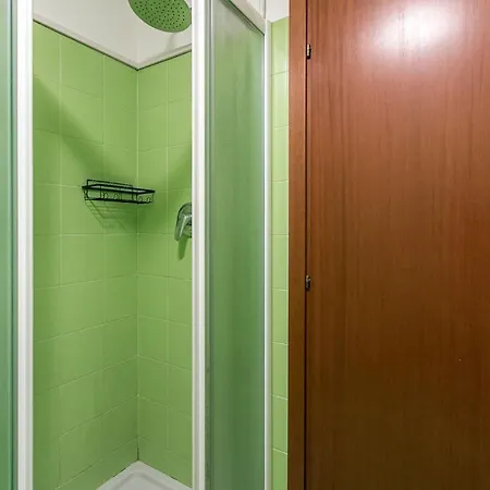 Apartment Enrico Caviglia With Parking Place Milan