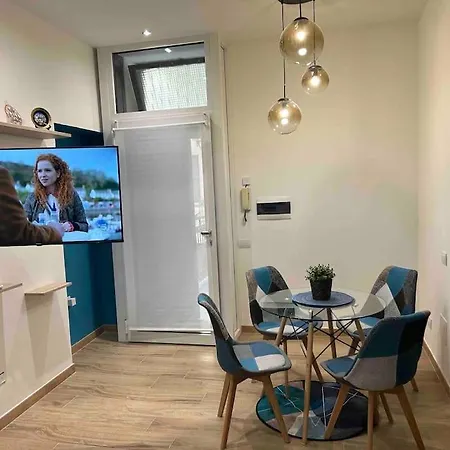 Bayres Blue Apartment Milan