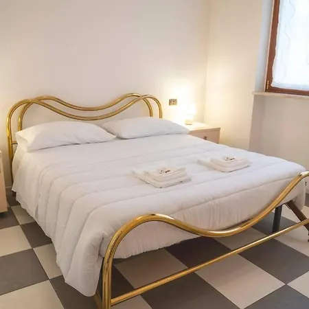 Self Check-in & Netflix 10 Min To Duomo Mm1 Red