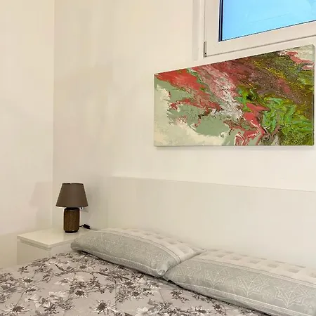 The White House, Modern In Center Milano