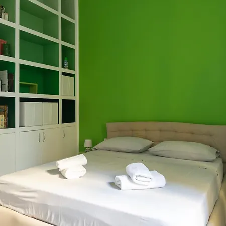 Apartment Casa Monet - 10 Minuti Dal Duomo *