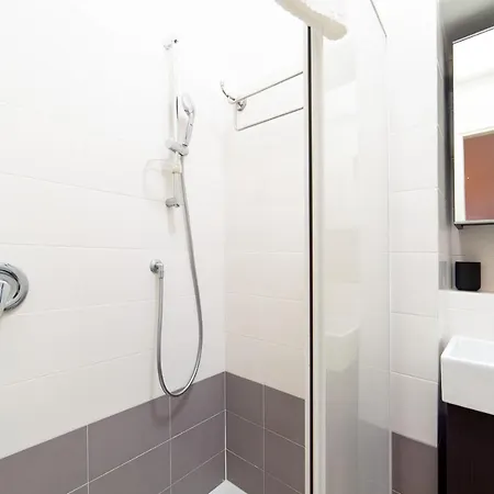 Apartment Hbhall Sempione