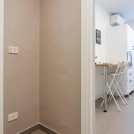 Italianway - Petrella 6 Milano