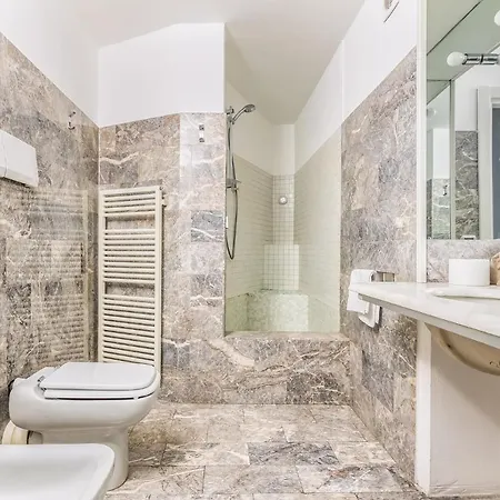 Nuovo Elegante Trilocale Tra Duomo E Darsena Апартаменты *