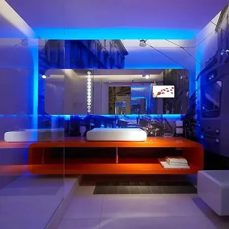 Apartmán +parking 1 Minuto Metro M4