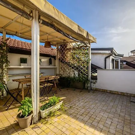 Buenos Aires' Nest - 10 Minutes From Duomo With Terrace شقة