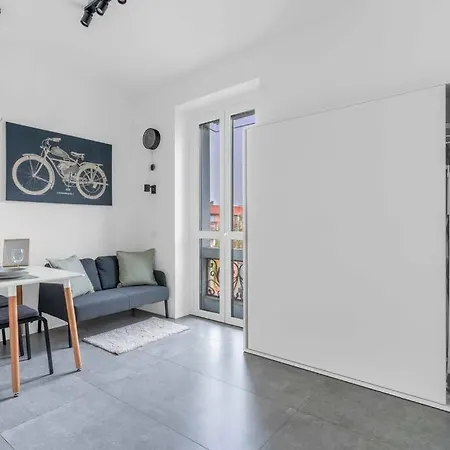 Metro A 2 Minuti - Nolo House, Fast Free Wi-fi شقة ميلان