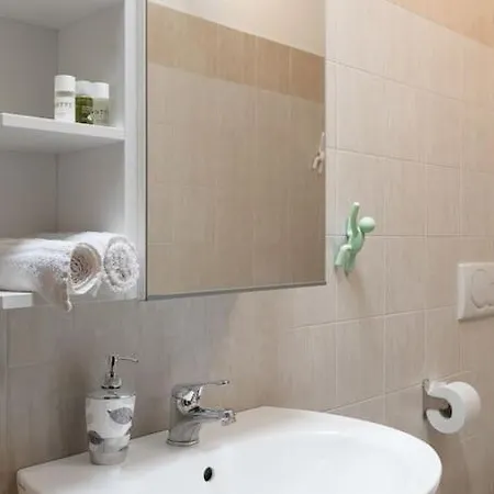 Lejlighed Milano- Aeroporto Linate Easy House Milano