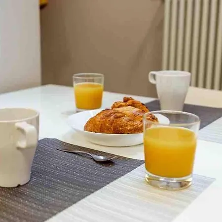 Апартаменты {milano Centrale - Corso Buenos Aires} White Loft Милан
