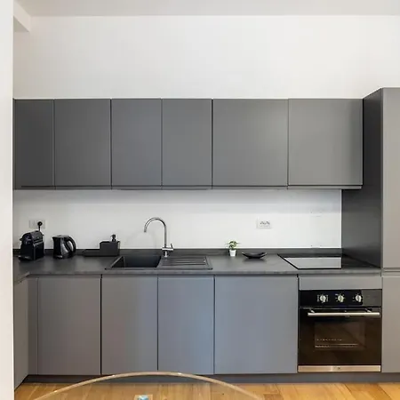 Apartment City Life/tre Torri Comfort A 5 Stelle, Metro A 700m, Wi-fi Milan