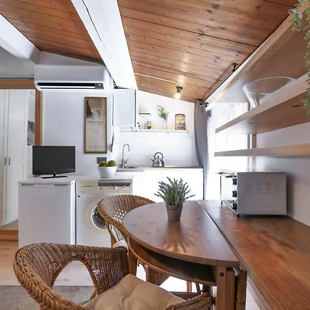 Primopiano - Colonne B Milano