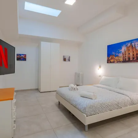 Apartment Free Parking - Elegant Loft 10 Min To Rho Fiera *