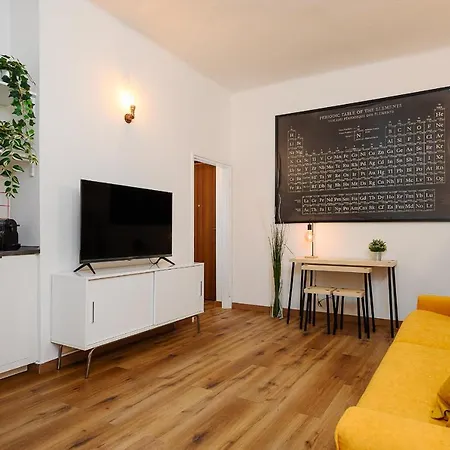 Tito Livio 35 - Monolocale Cool Apartment