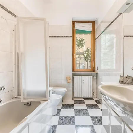 Ampio Zona Moscova Con Due Terrazzi * Mailand