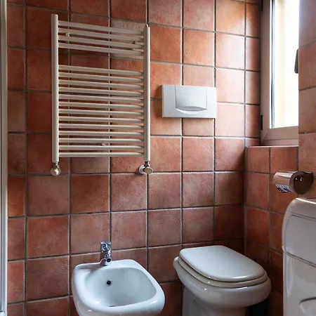 Appartement Casa Leonardo Da Vinci - 10 Minuti Dal Duomo Milaan