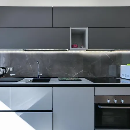 Primopiano - Novara ميلان