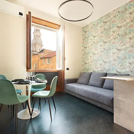 Hl Galleria - 2 Minutes From Duomo شقة ميلان