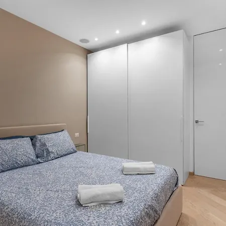Tag11 -luxury 15 Minutes From The Duomo - Apartment Milan