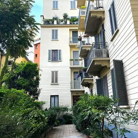Appartement Elegante In Centro Milaan