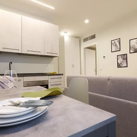 Contempora - Bilocale Filzi A Lejlighed Milano