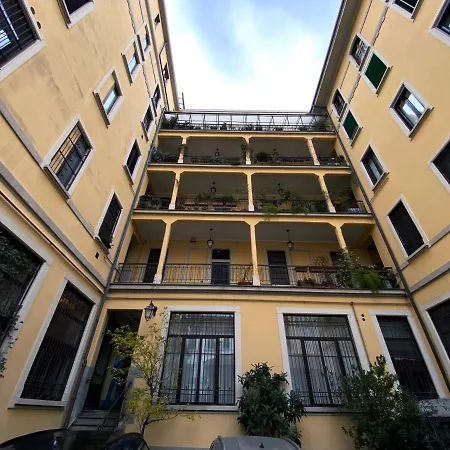 Apartamento Maggi Design Studio: 6a *