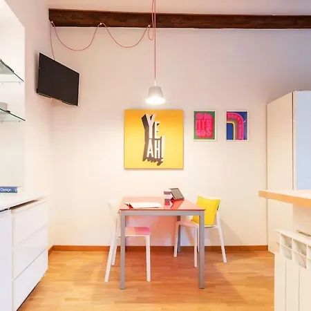 Frisi Fast Wifi Aircon Flexyrent * Milano