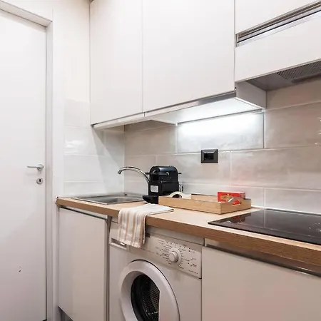 Апартаменты Frisi Fast Wifi Aircon Flexyrent