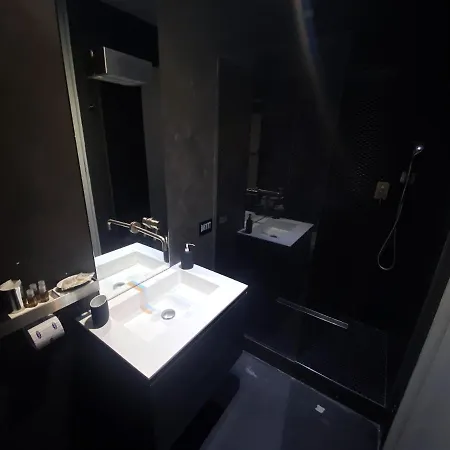 Luxury Design Carlo Maggi מילאנו