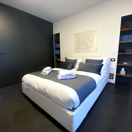 Luxury Design Carlo Maggi דירה *