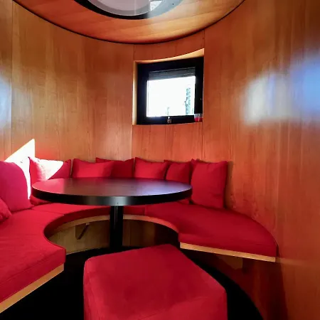 Big Duomo View Sailboat-inspired Penthouse Daire