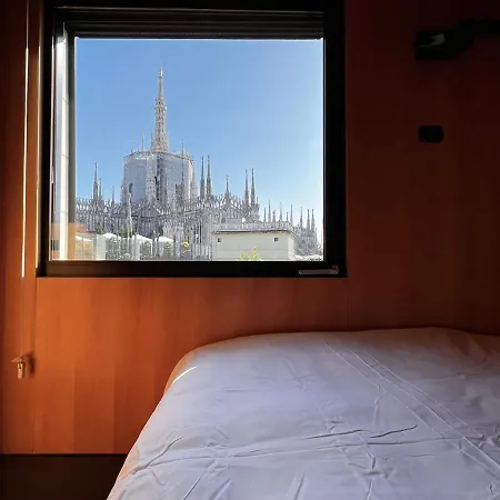 Big Duomo View Sailboat-inspired Penthouse Daire *
