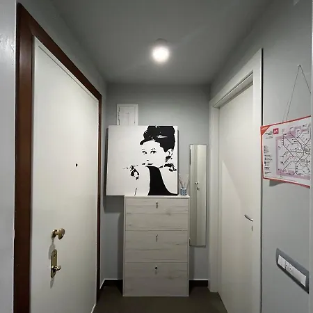 Monolocale Vicino Metro E Aeroporto Linate * ميلان