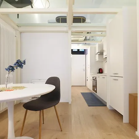 Apartamento Primopiano - Aragona Flats Milán