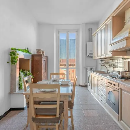 Apartamento 15 Min From Duomo Xxl House Near Metro M3 Milán